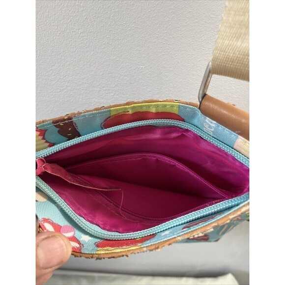 Lily Bloom Cupcakes Print Nylon Adjustable Strap Zip Pocket Crossbody Handbag - Picture 3 of 5